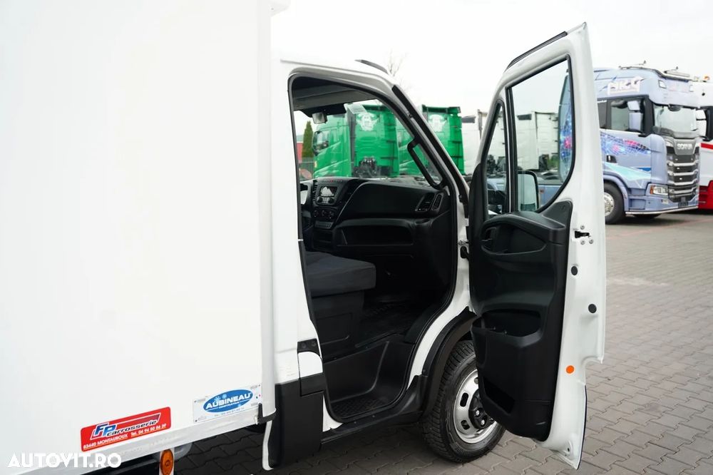 Iveco DAILY 35-150 / FRIGIDER / THERMO KING / MANUAL / TWIN / 3 LOCURI / - 34