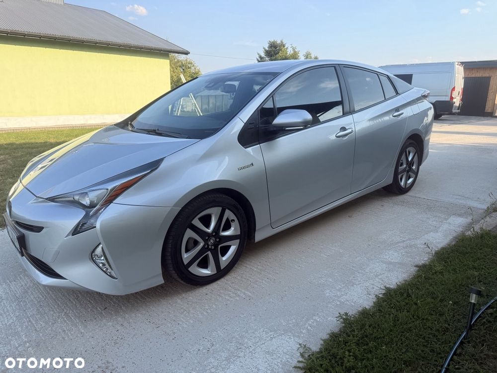 Toyota Prius 1.8 Hybrid Prestige - 2