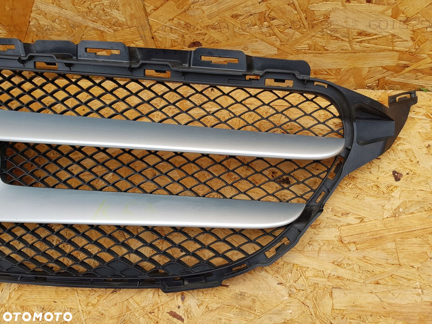 MERCEDES C KLASA W205 14- KRATKA ATRAPA GRILL ZDERZAKA PRZÓD A2058800783 - 2
