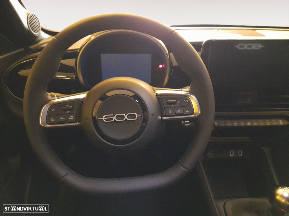 Fiat 600 1.2 Street - 11