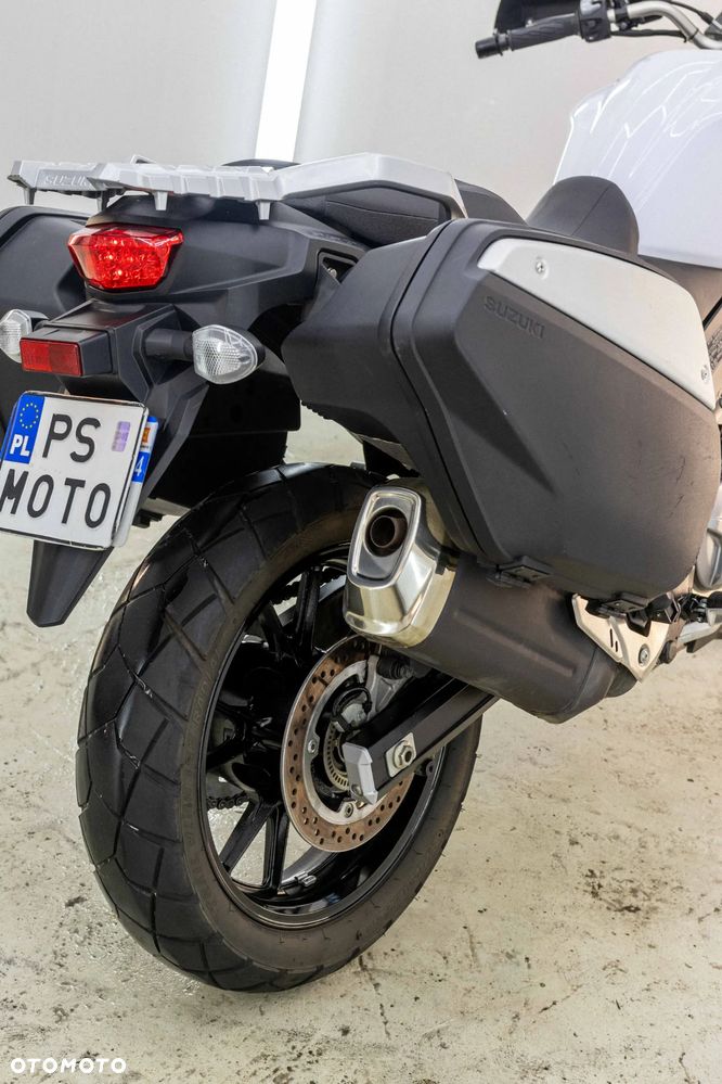 Suzuki DL - 15