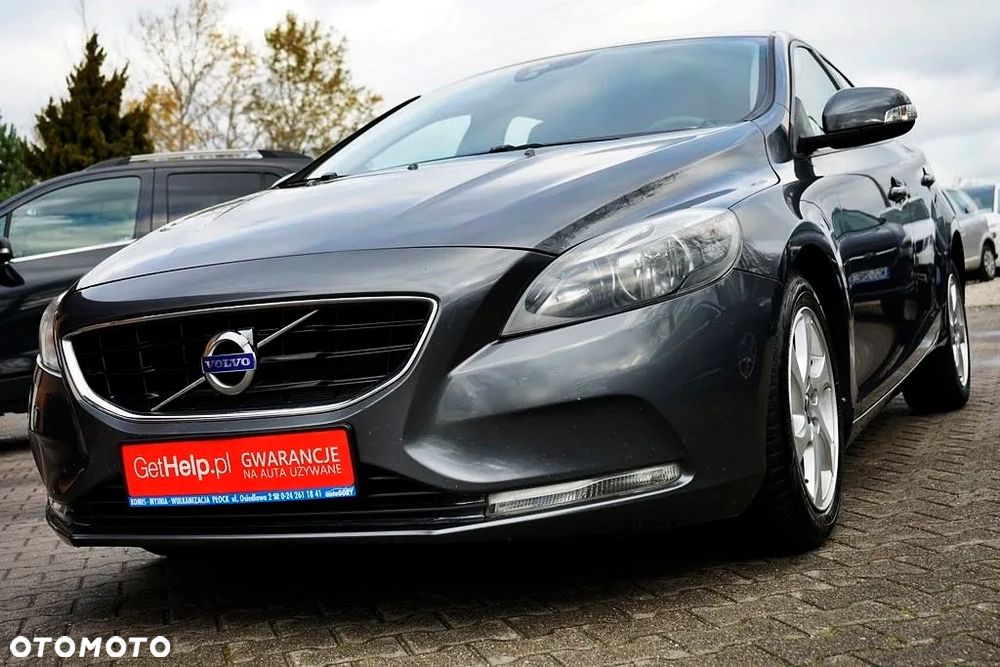 Volvo V40 D2