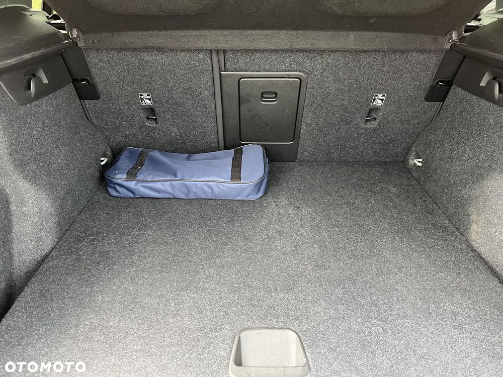 Volvo XC 40 - 12