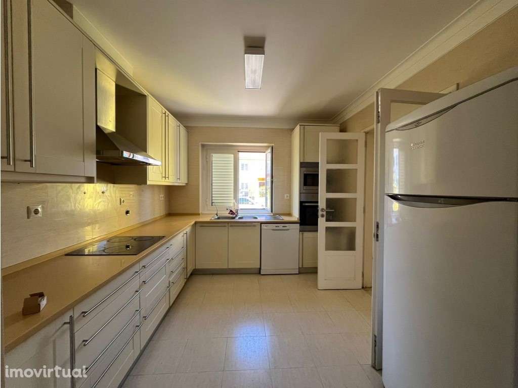 Moradia em Banda, 4 quartos, Lisboa, Careca - Grande imagem: 3/22