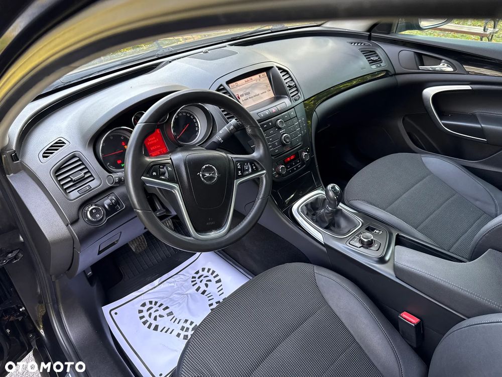 Opel Insignia - 23