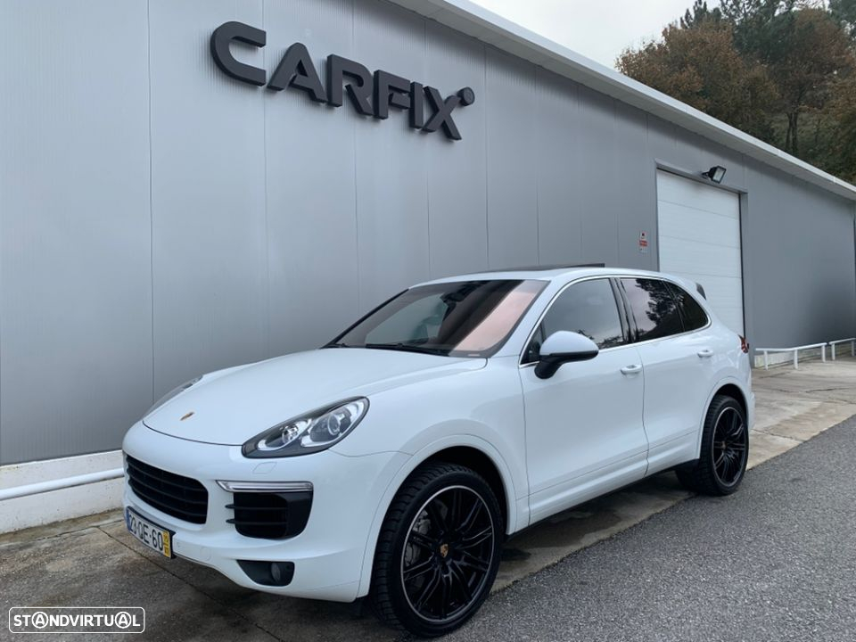 Porsche Cayenne S - 11