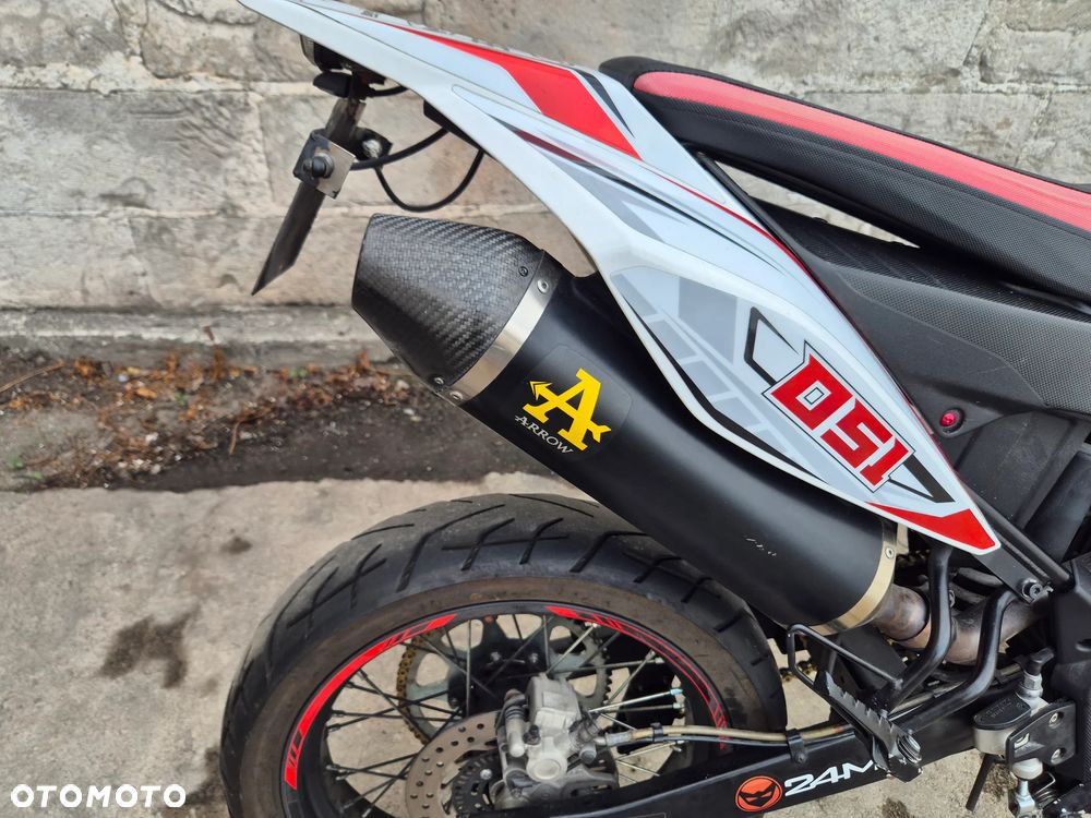 Aprilia SX - 12