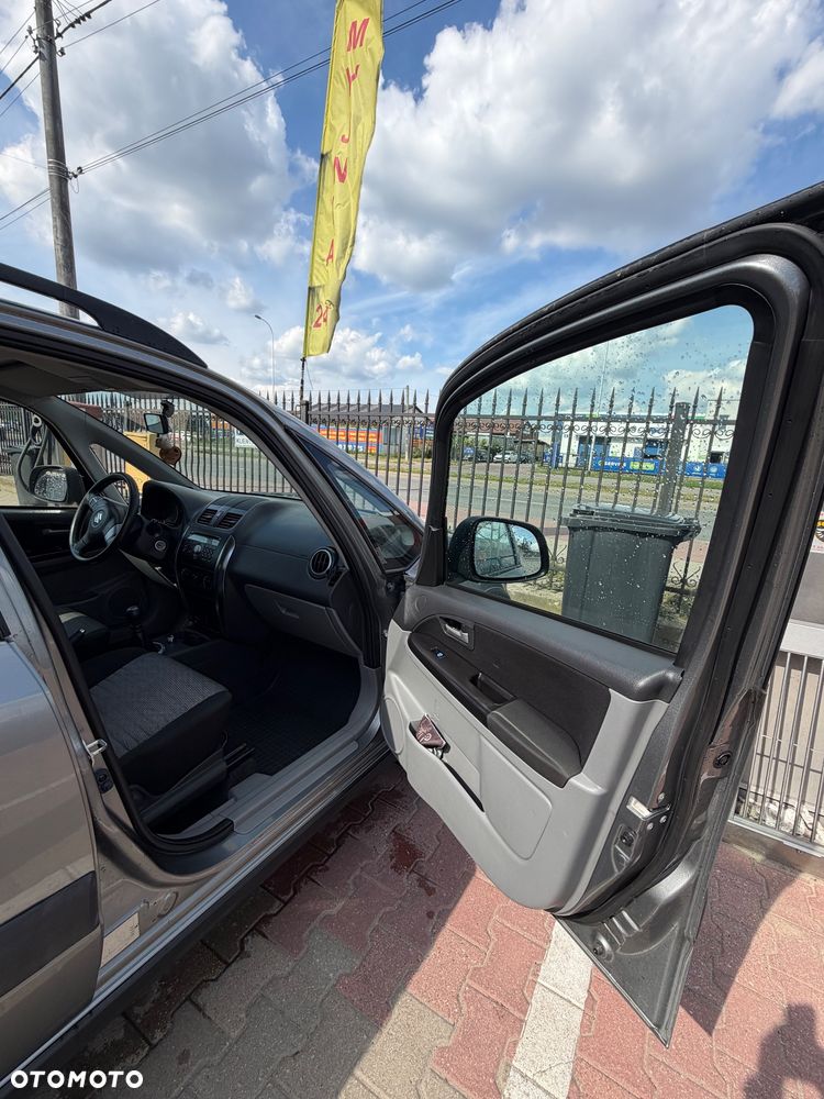 Suzuki SX4 - 17