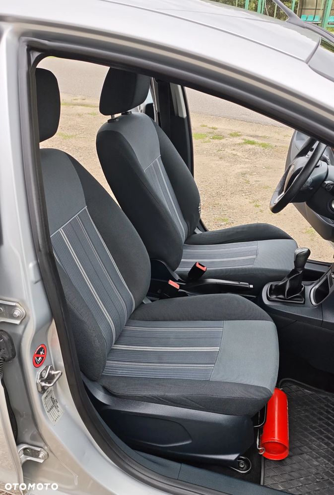 Ford Fiesta 1.4 TDCI - 30