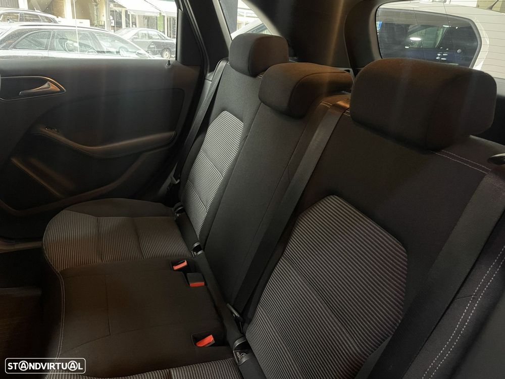 Mercedes-Benz B 180 d Style - 10