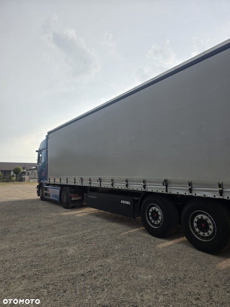 Mercedes-Benz ACTROS - 5