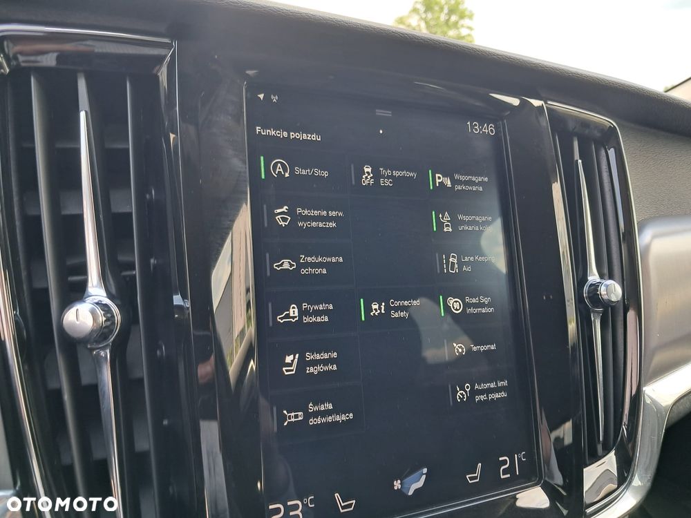 Volvo V90 D4 Momentum - 13