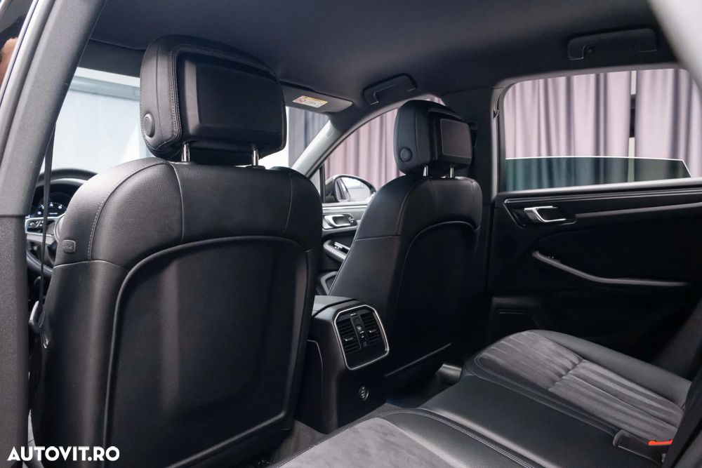 Porsche Macan Standard - 24
