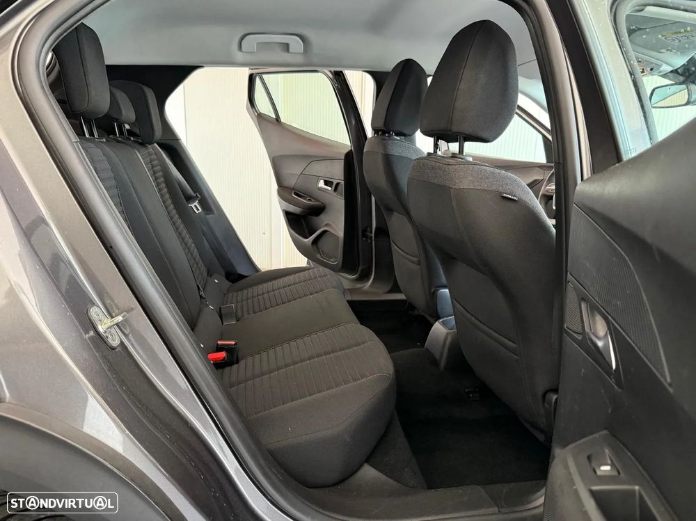Peugeot 2008 - 20