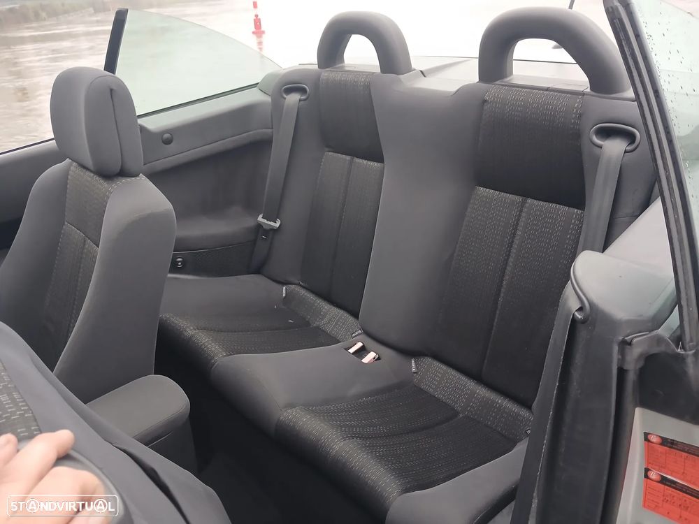 Renault Mégane CC 1.5 dCi Extreme - 23