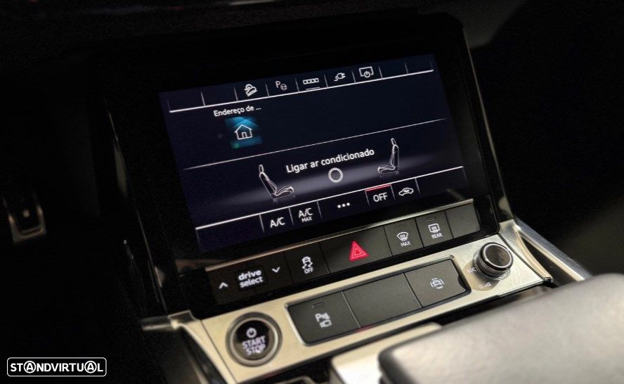 Audi Q8 e-Tron 50 quattro S line - 36