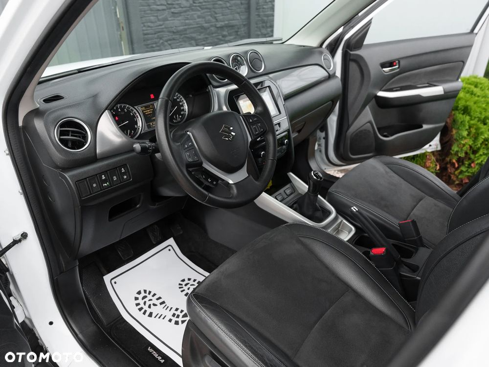 Suzuki Vitara 1.6 Premium 2WD - 17