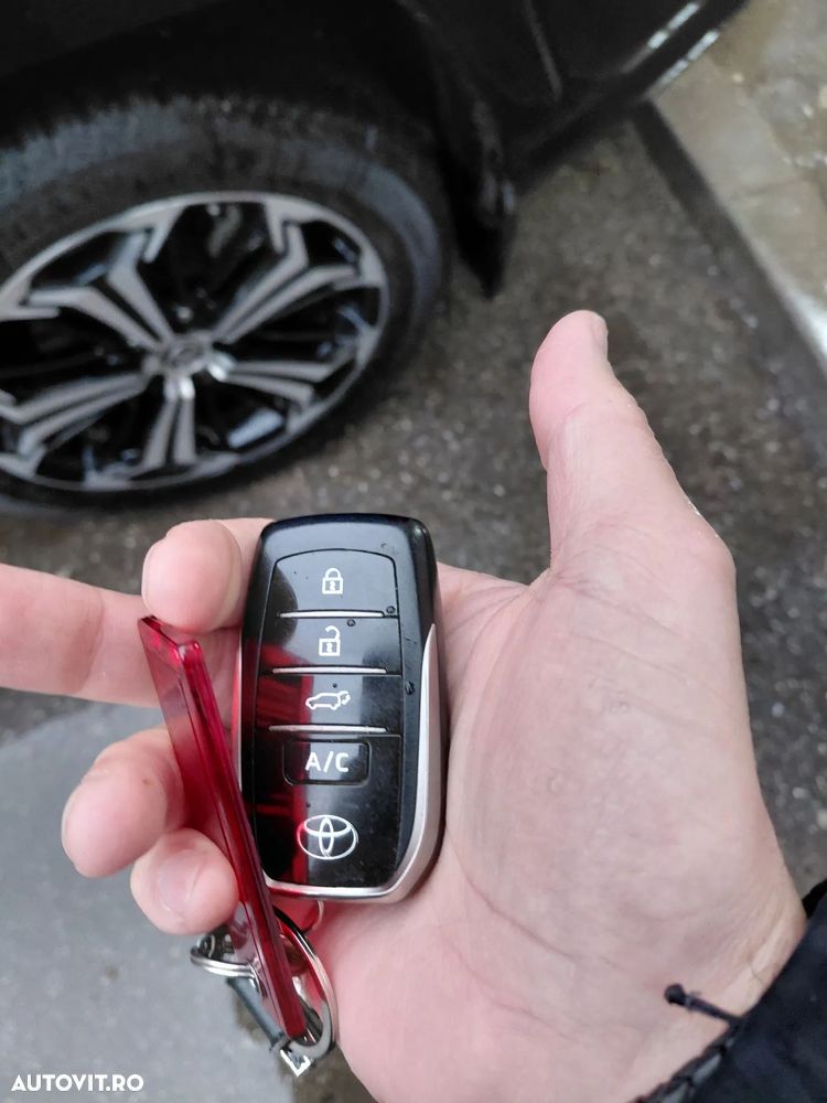 Toyota RAV4 2.5 PHEV VVT-iE 4x4 Style Bi-Tone - 10