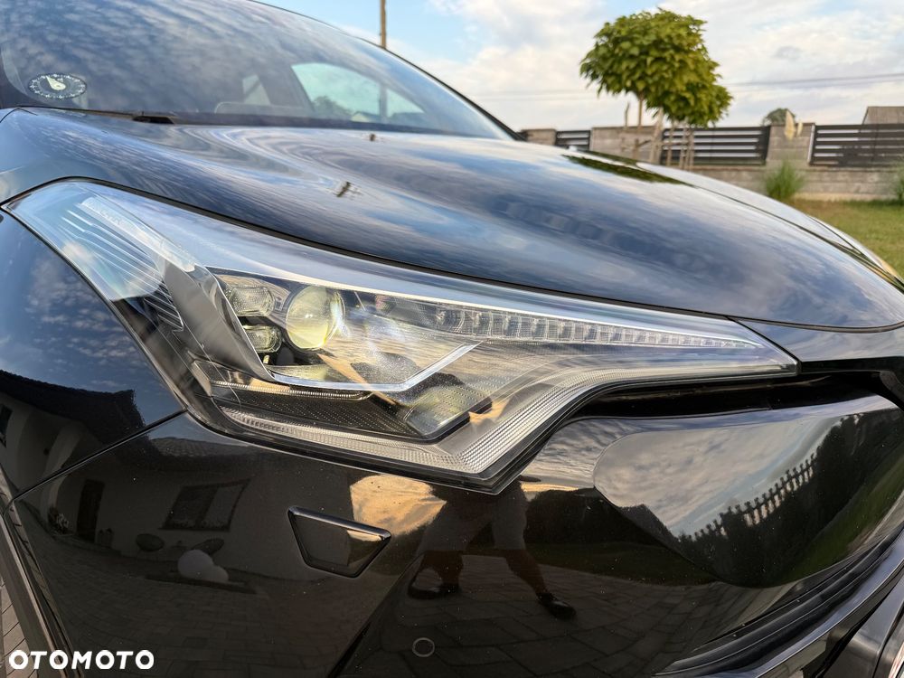 Toyota C-HR - 12