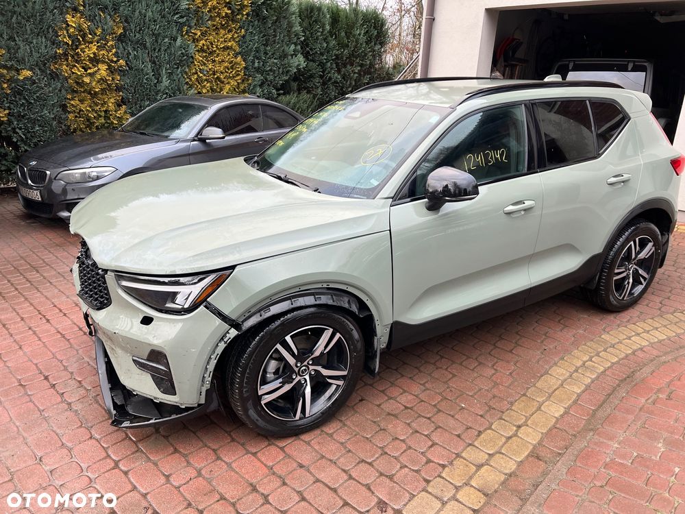 Volvo XC 40 - 4