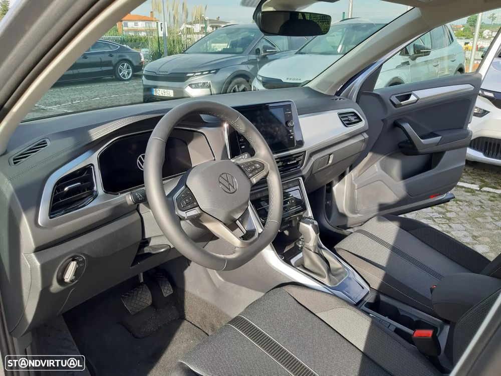 VW T-Roc 1.5 TSI Urban DSG - 9