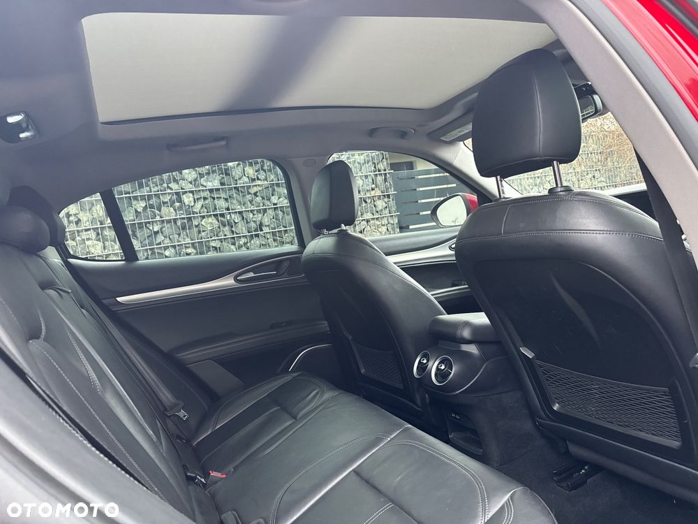 Alfa Romeo Stelvio 2.0 Turbo 16V AT8-Q4 Super - 27