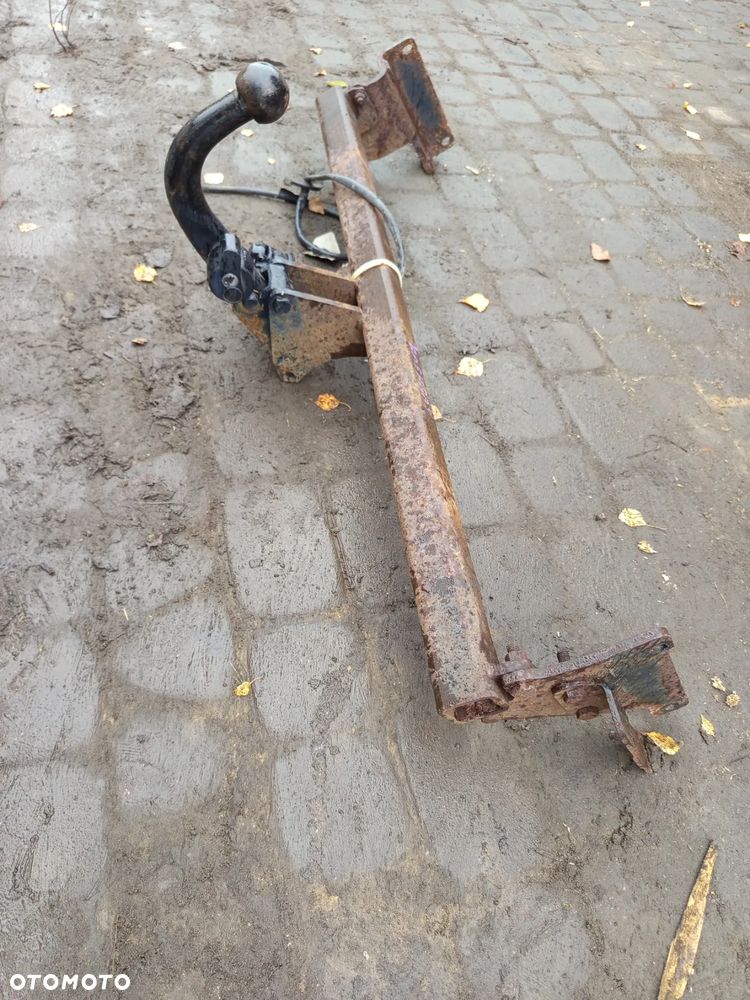 HAK HOLOWNICZY NISSAN QASHQAI 07-13 - 6