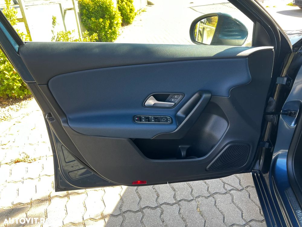 Mercedes-Benz A 180 d Aut. - 34