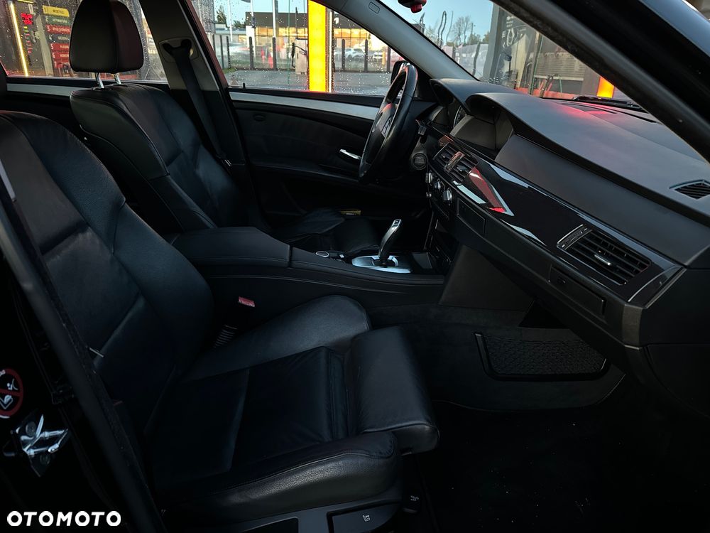 BMW Seria 5 520d Touring - 6