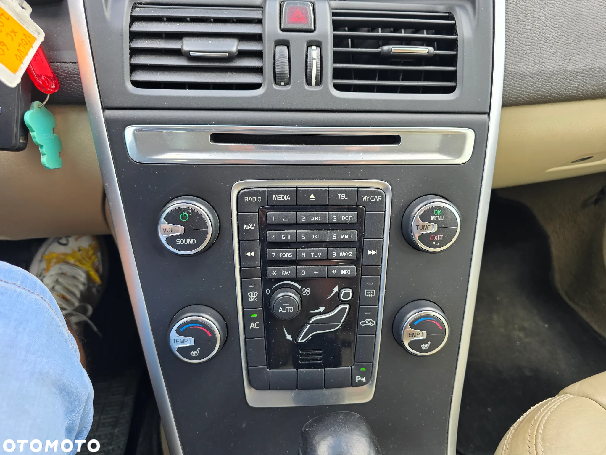 Volvo XC 60 D3 Momentum - 21