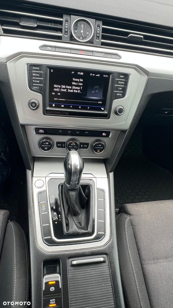 Volkswagen Passat 2.0 TDI BMT Comfortline DSG - 18