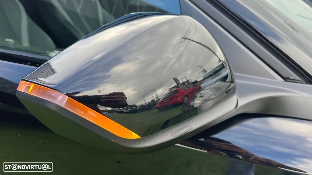Peugeot 308 - 8