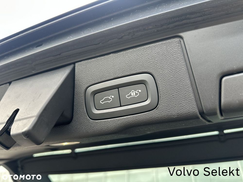 Volvo XC 60 - 32