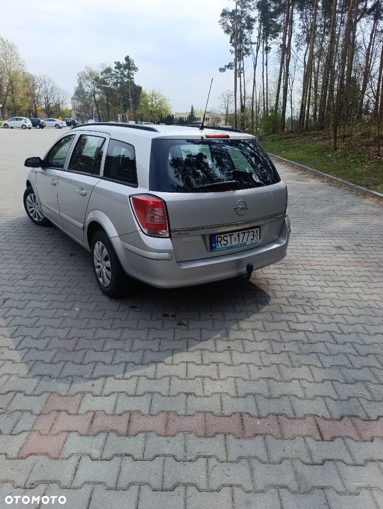 Opel Astra - 4
