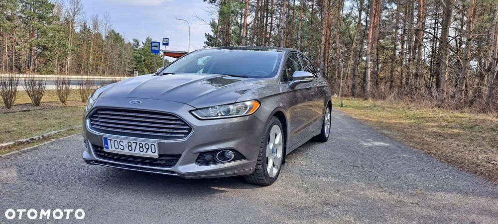 Ford Fusion - 2