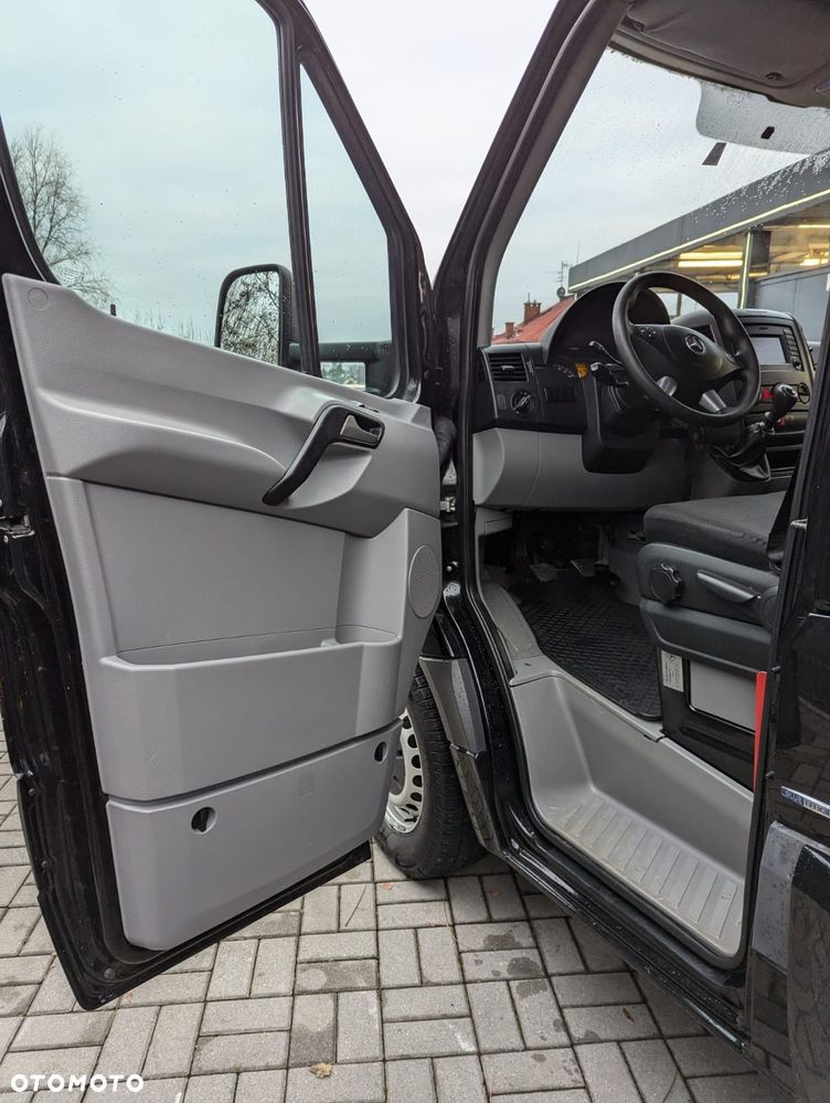 Mercedes-Benz Sprinter 319 CDI - 23