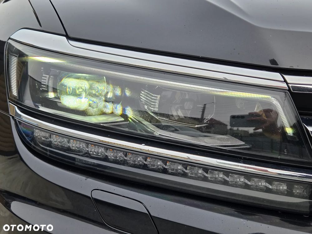 Volkswagen Tiguan Allspace 2.0 TSI 4Mot Highline DSG - 38