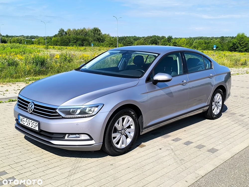 Volkswagen Passat 2.0 TDI BMT Comfortline - 12
