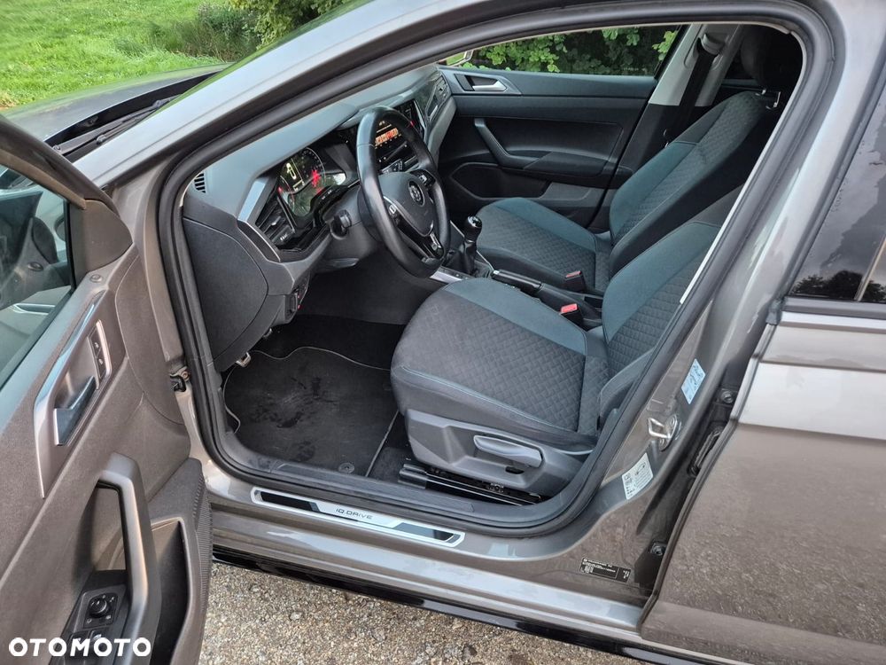 Volkswagen Polo - 9