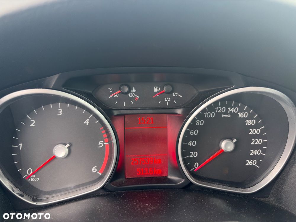 Ford Mondeo - 12