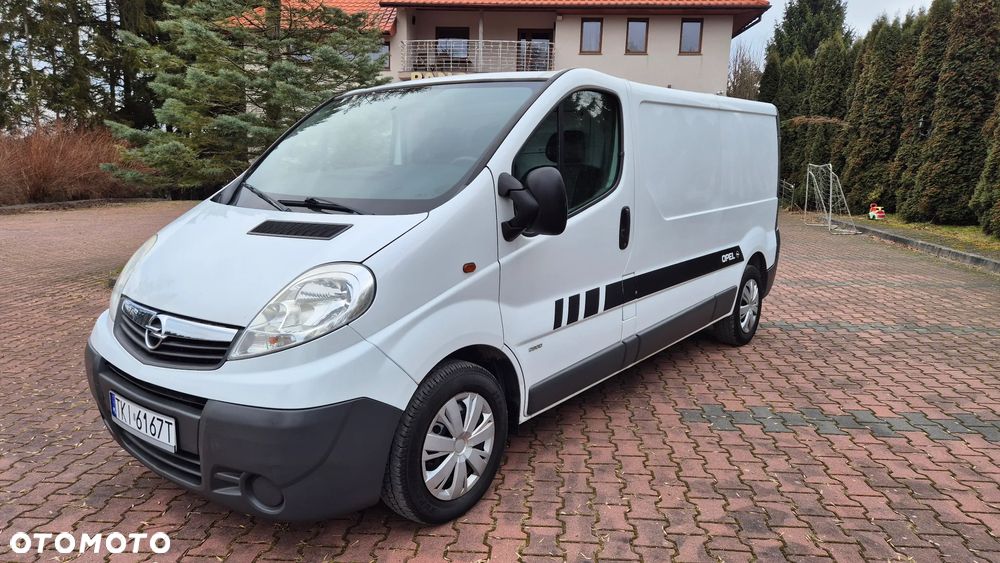 Opel Vivaro - 8