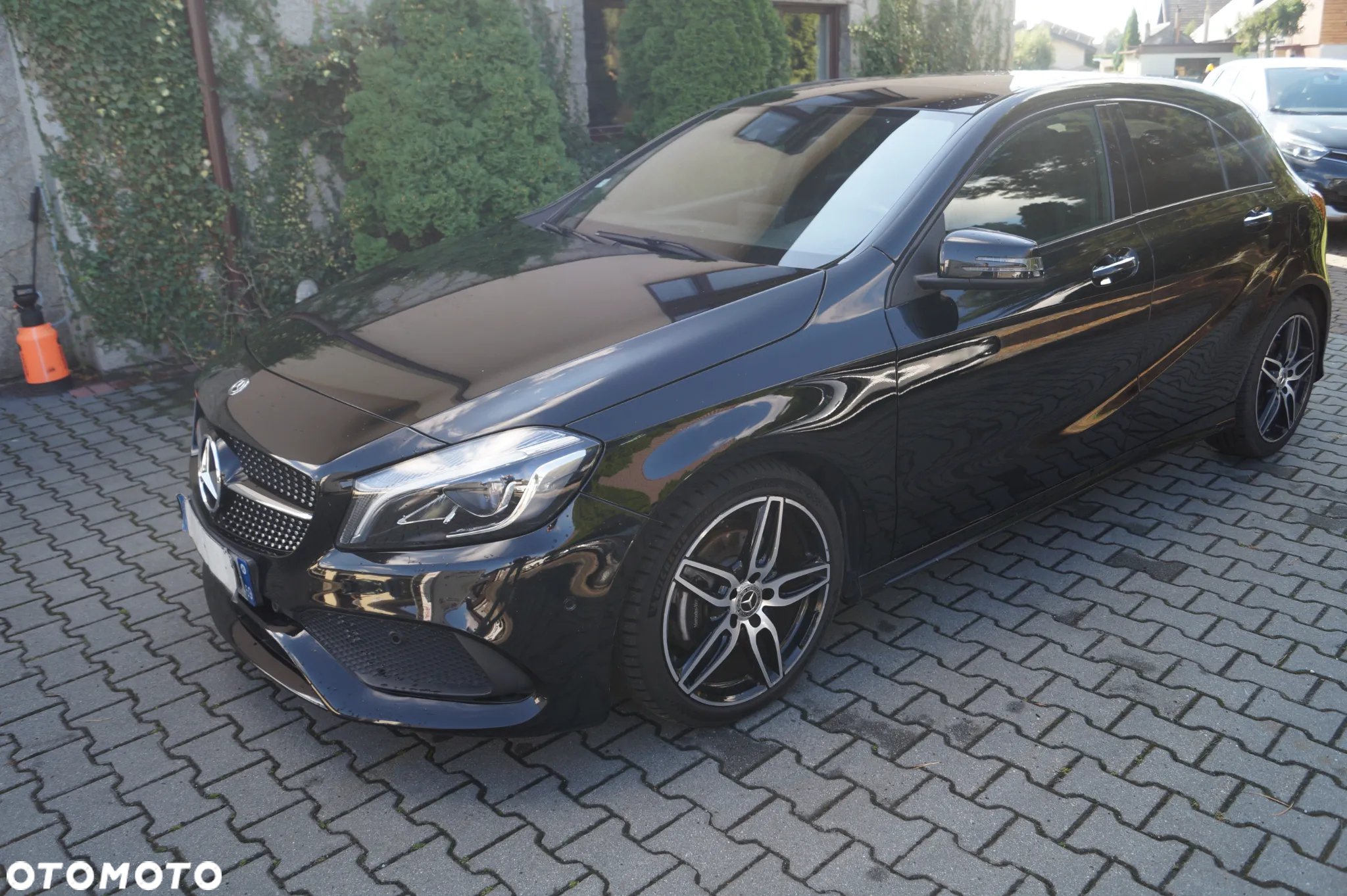 Mercedes-Benz Klasa A 180 CDI 7G-DCT AMG Line - 4