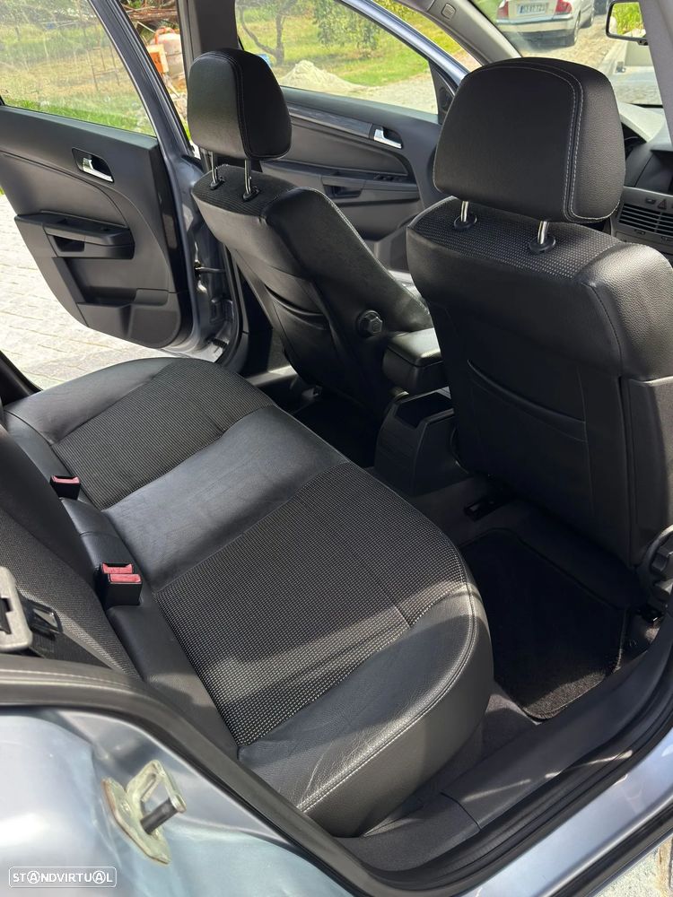 Opel Astra 1.7 CDTI Cosmo M5 - 22