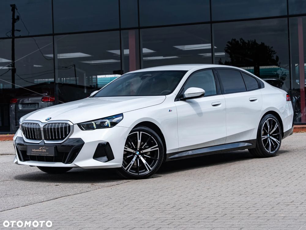 BMW Seria 5 520d xDrive - 7