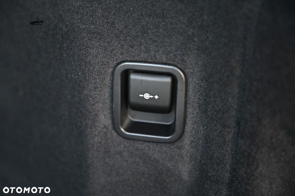 BMW Seria 5 520d Touring M Sport Edition - 34