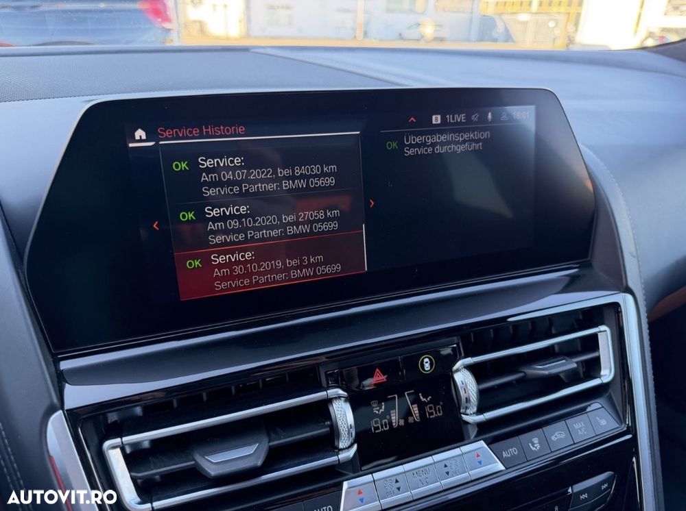 BMW Seria 8 - 23