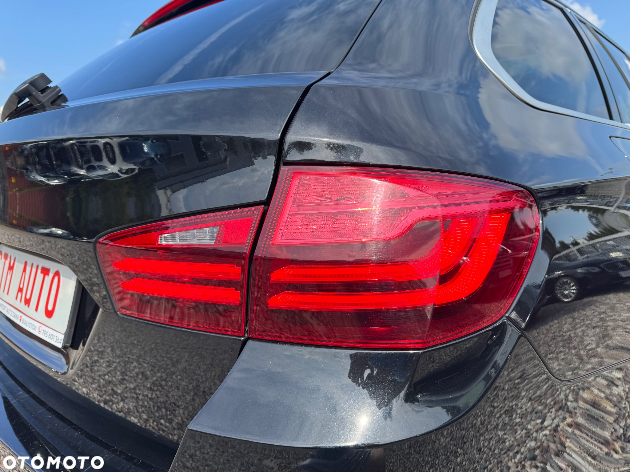 BMW Seria 5 520d xDrive - 10