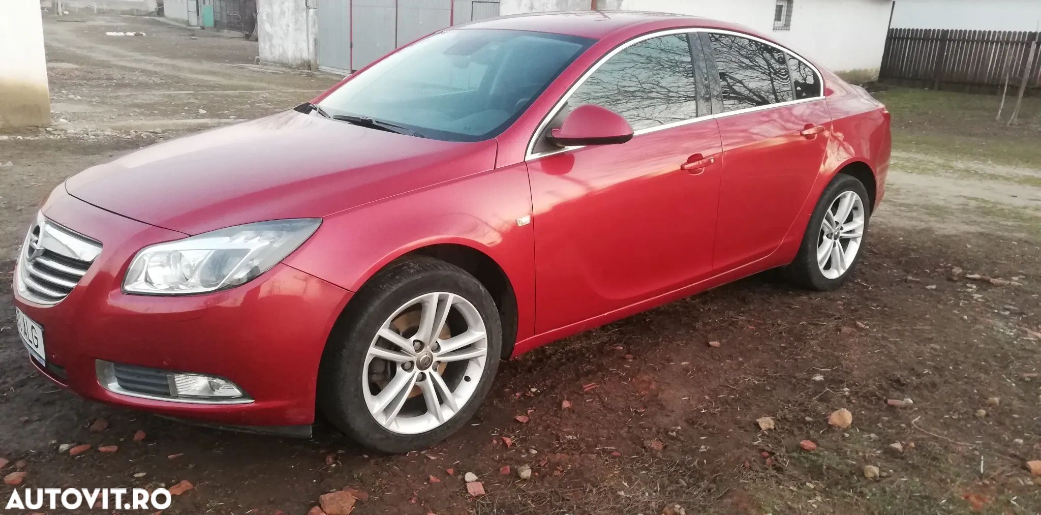 Opel Insignia - 1