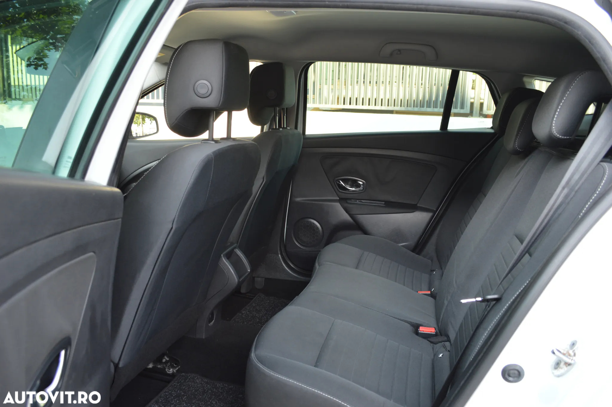 Renault Megane dCi 110 FAP LIMITED - 7