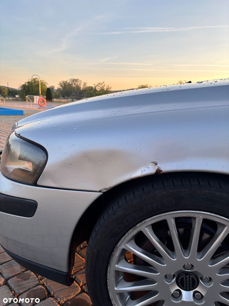 Volvo S60 2.4 D5 - 6
